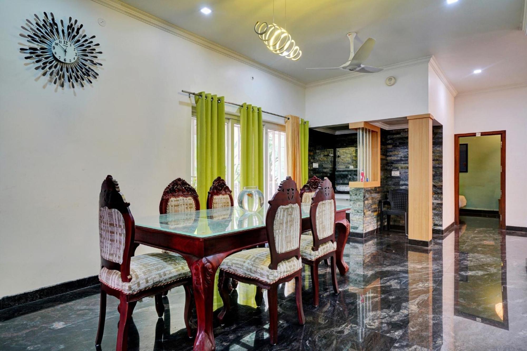 Collection O 81026 Suqoon Premium Stays Kochi Екстериор снимка